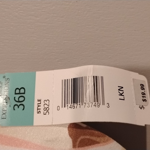 Bundle of 36b bras - Picture 13 of 14